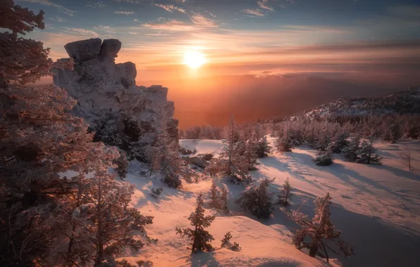Picture the sun, snow, trees, landscape, mountains, nature, stones, rocks, dawn, morning, ate