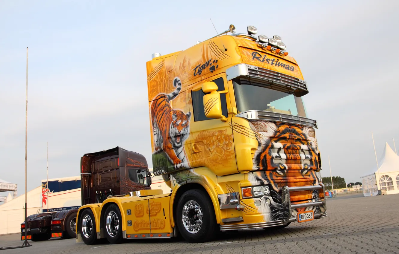 Photo wallpaper Tiger, Yellow, Tuning, Truck, Scania, Scania R