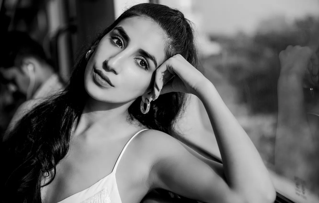 Wallpaper black & white, girl, eyes, smile, model, beauty, lips, face, hair,  pose, indian, actress, celebrity, bollywood, Parul gulati images for  desktop, section девушки - download