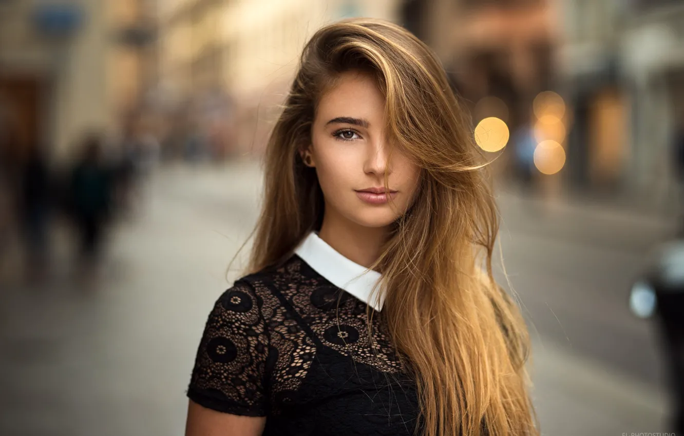 Wallpaper look, girl, street, hair, blonde, hairstyle, Lods Franck, Meline  images for desktop, section девушки - download