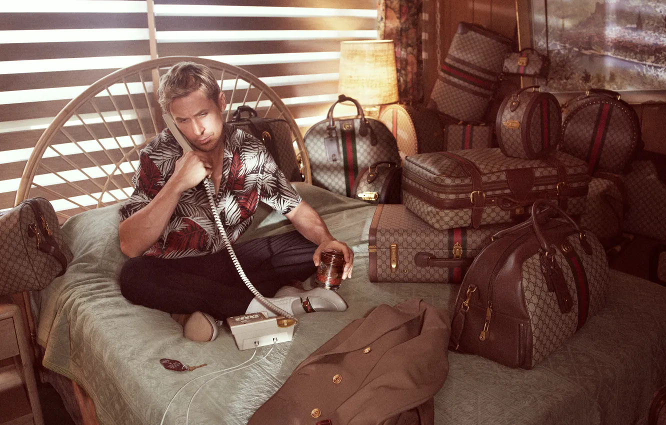 Wallpaper Male, Phone, Collection, Ryan Gosling, Ryan Gosling, Gucci,  Suitcases, Guccis Spring 2022 collection, Travel bags, Gucci Savoy images  for desktop, section мужчины - download