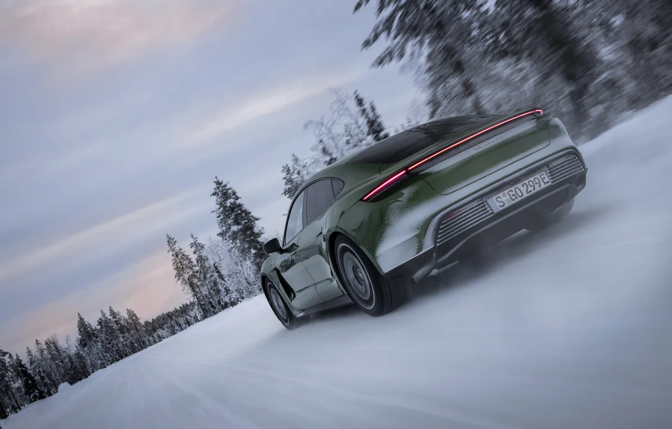 Photo wallpaper snow, Porsche, green, rear view, 2020, Taycan, Taycan 4S