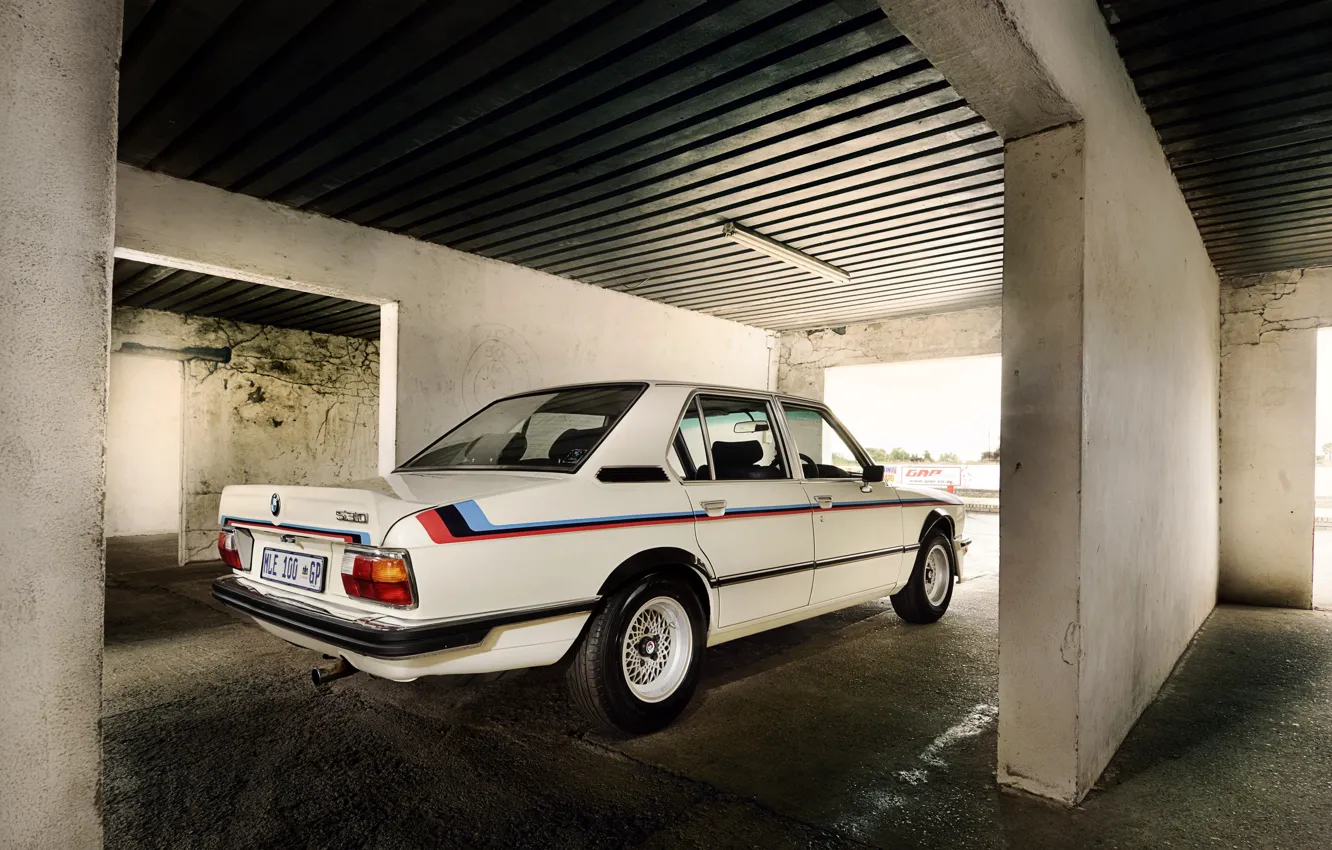 Photo wallpaper BMW, sedan, ass, 1976, four-door, 5-series, E12, 530 MLE