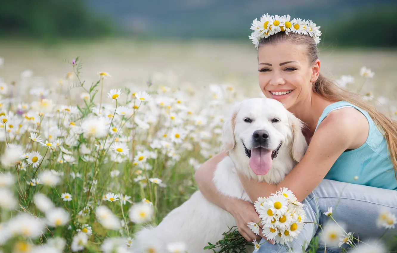 Photo wallpaper girl, flowers, smile, mood, chamomile, dog, meadow, friends, wreath