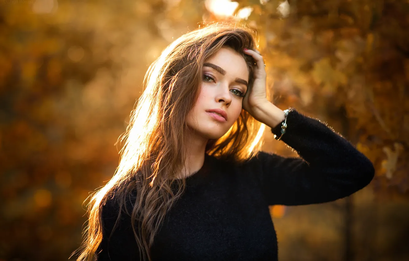 Wallpaper girl, green eyes, long hair, brown hair, photo, photographer,  model, lips, face, brunette, portrait, mouth, looking at camera, sweater,  depth of field, straight hair images for desktop, section девушки - download