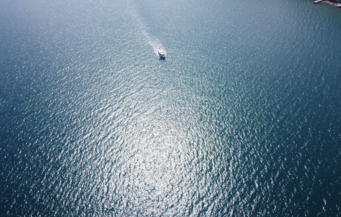 Photo wallpaper sea, reflection, movement, boat, top, boat