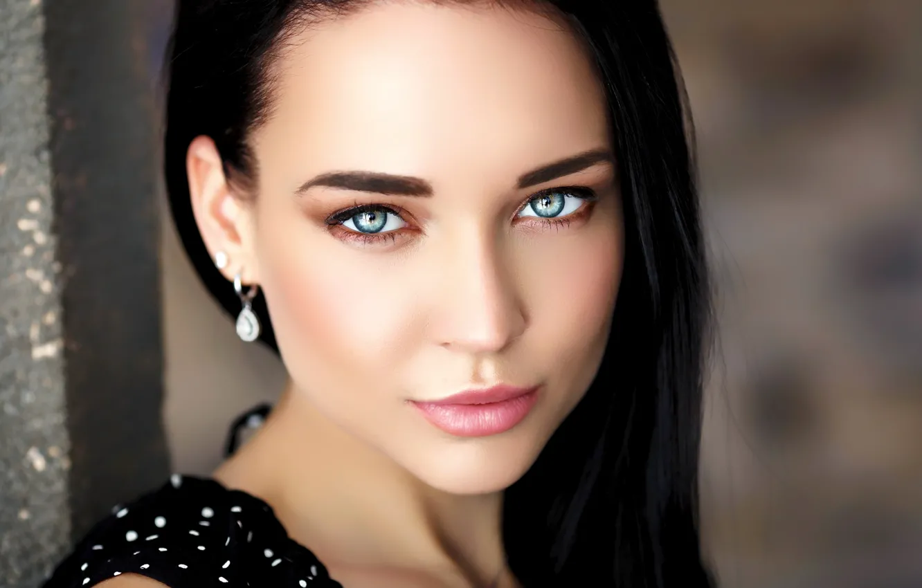 Dark-haired woman with blue eyes wearing a cozy sweater - wide 10