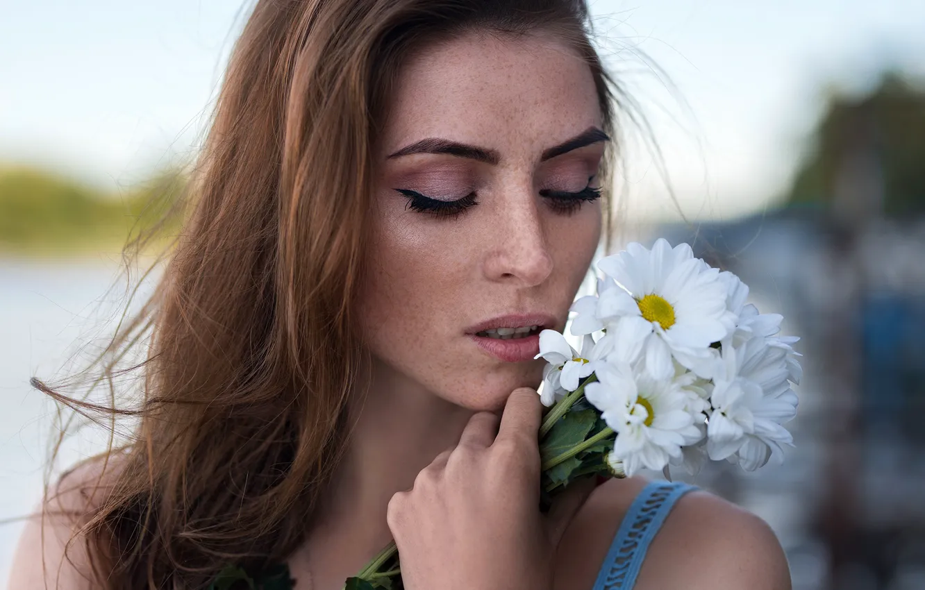 Photo wallpaper girl, flowers, face, background, model, portrait, makeup, hairstyle, freckles, brown hair, beautiful, bokeh, closed eyes, …