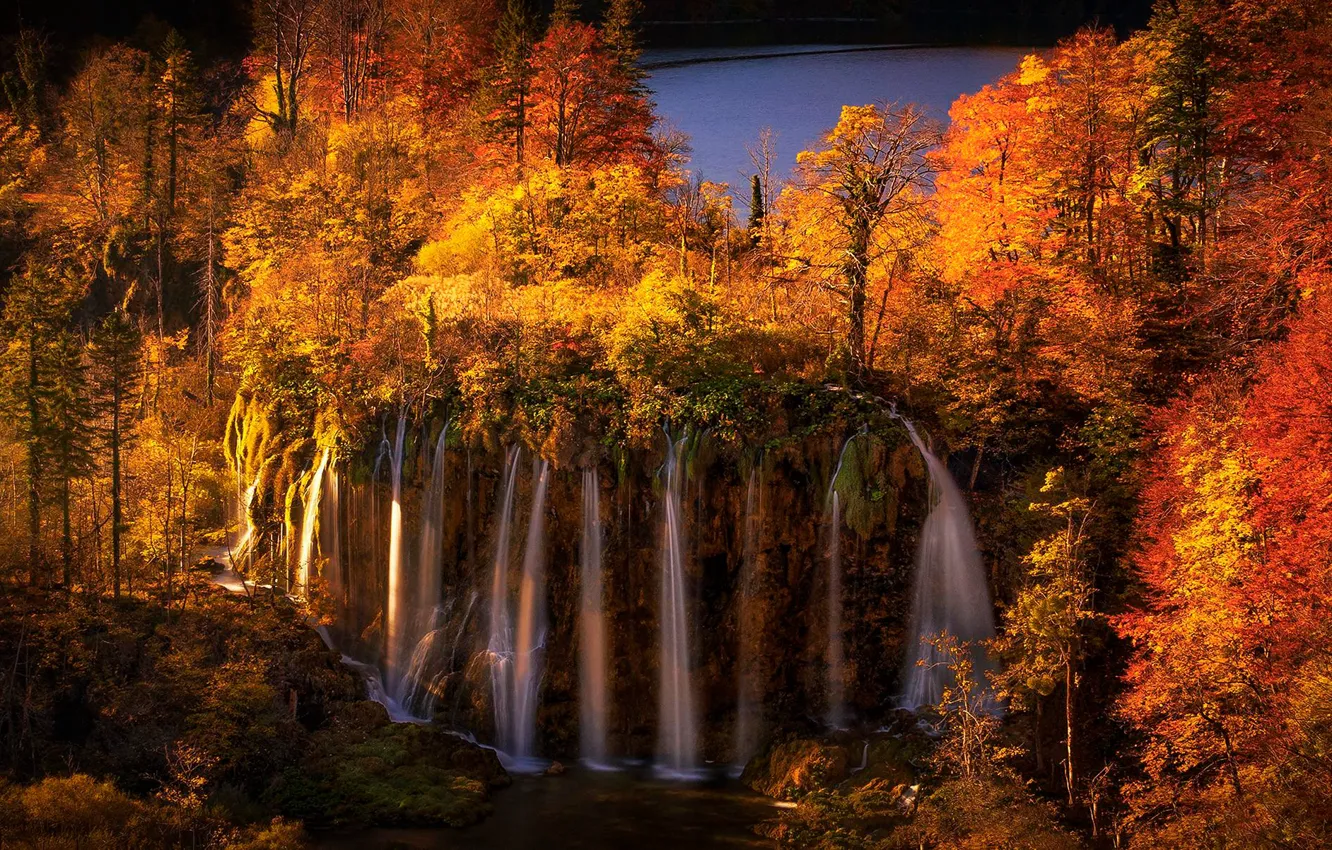 Photo wallpaper autumn, forest, trees, lake, waterfall, cascade, Croatia, Croatia, Plitvice Lakes National Park, Galovac Waterfall, Waterfall …